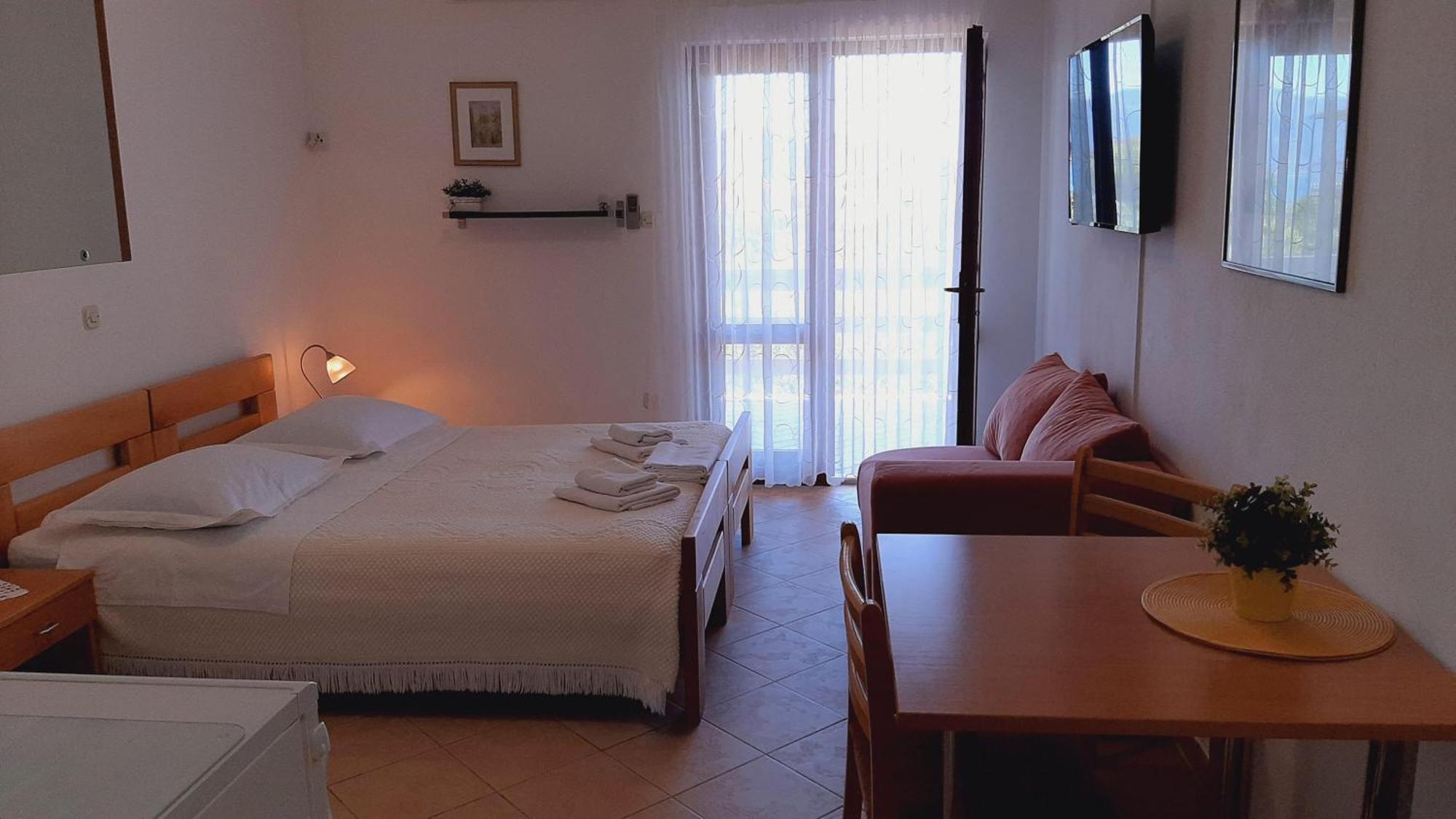 Apartments Ida Sućuraj 외부 사진